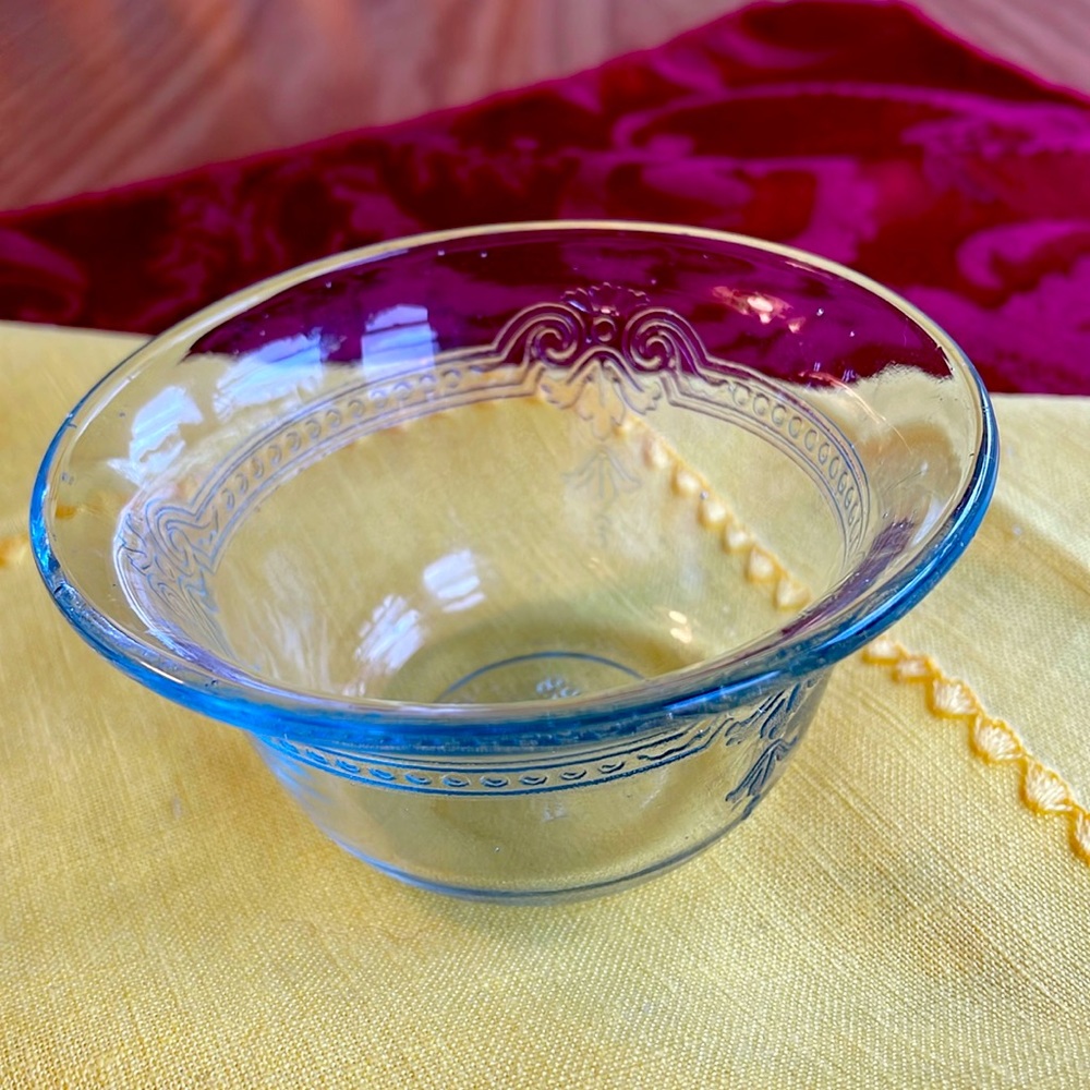 3.5 in Fire King King Philbe Sapphire Blue Dessert Bowl